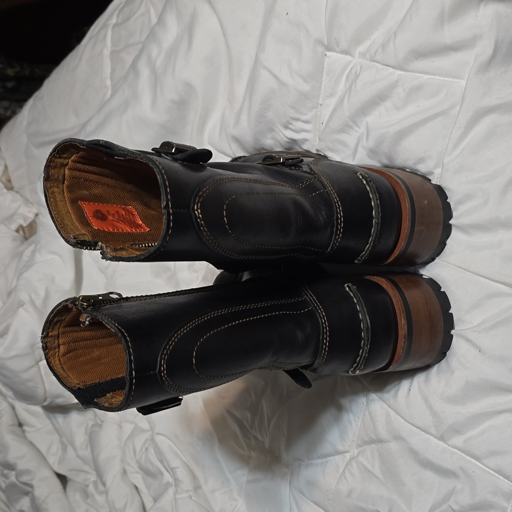 Women's boots - Picture 3 of 9